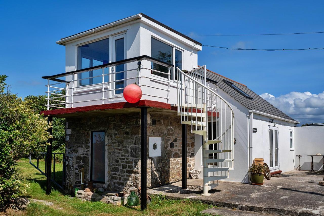Finest Retreats - The Watchtower At Western Watch Lower Boscaswell Exterior foto